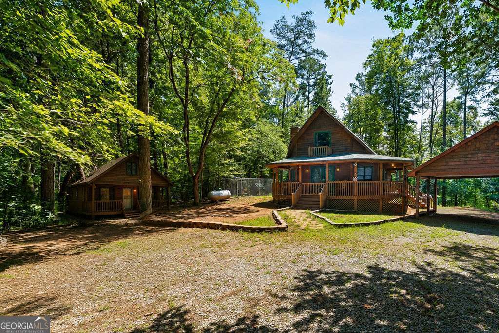 1247 Newport Drive Property Photo 7