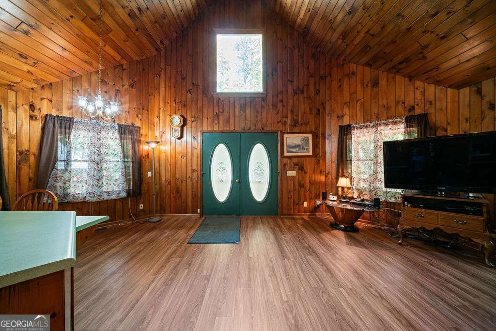 1247 Newport Drive Property Photo 15
