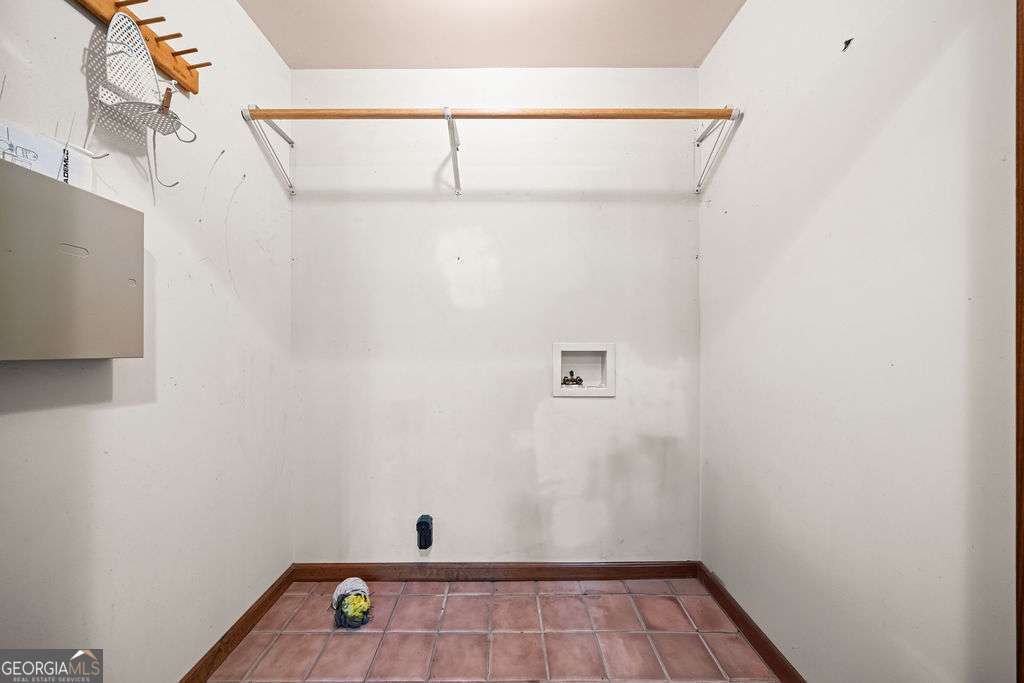 1247 Newport Drive Property Photo 23