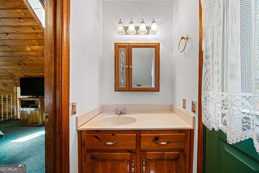 1247 Newport Drive Property Photo 26