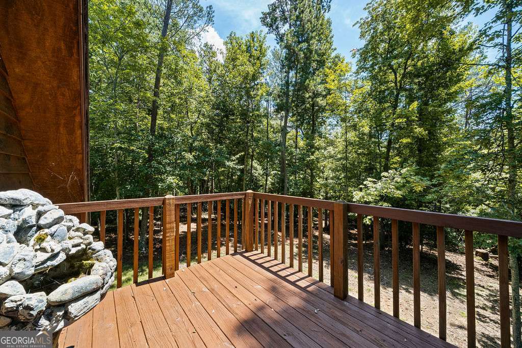 1247 Newport Drive Property Photo 27
