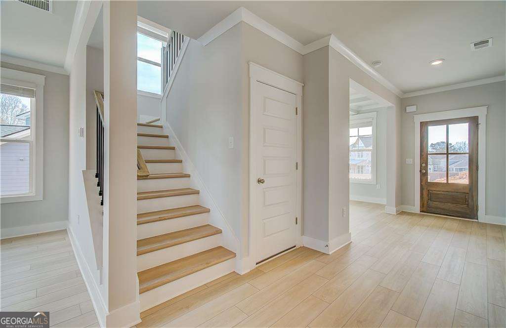 4113 Valleyview Court Property Photo 4