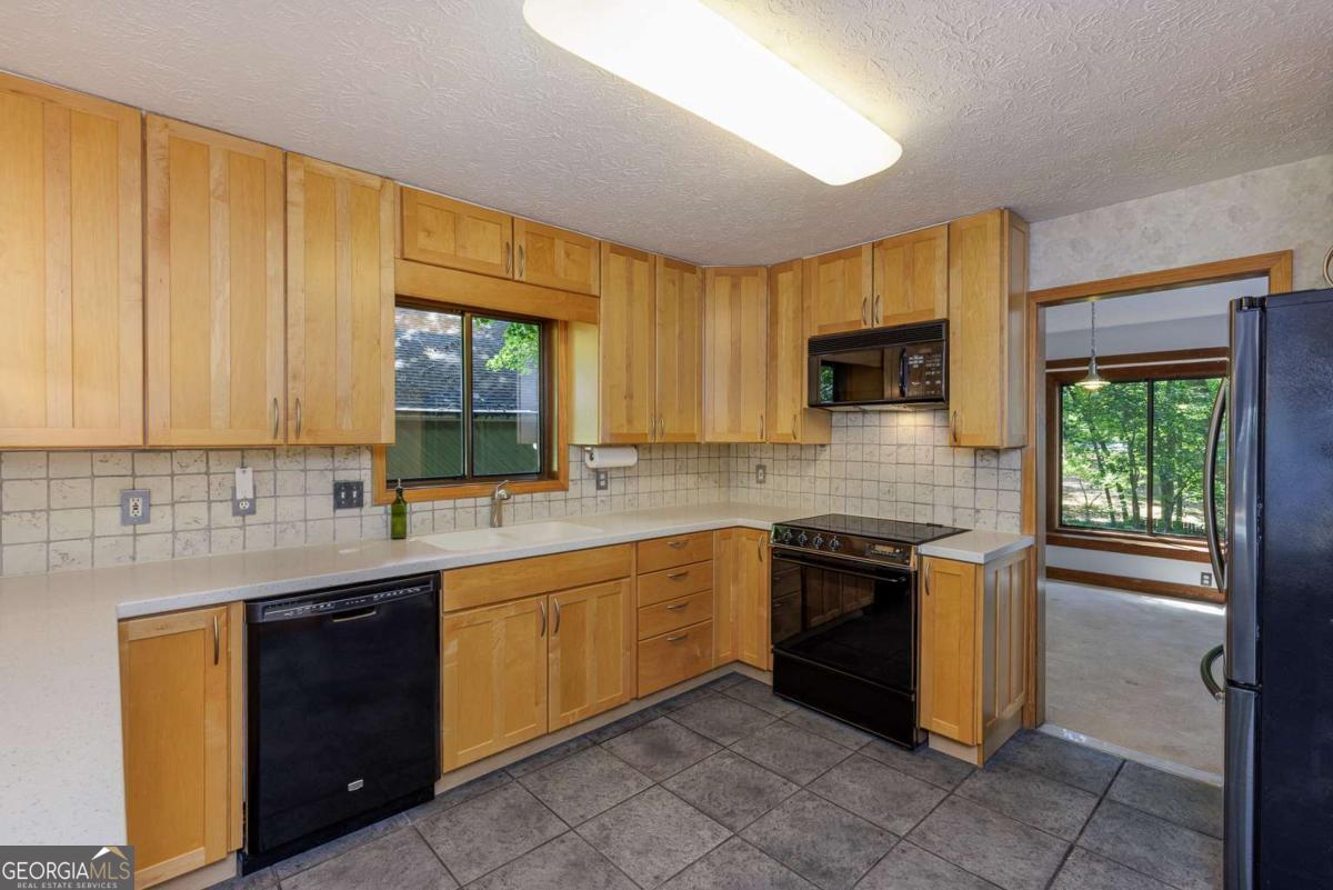 4918 Scotts Creek Trail Property Photo 16