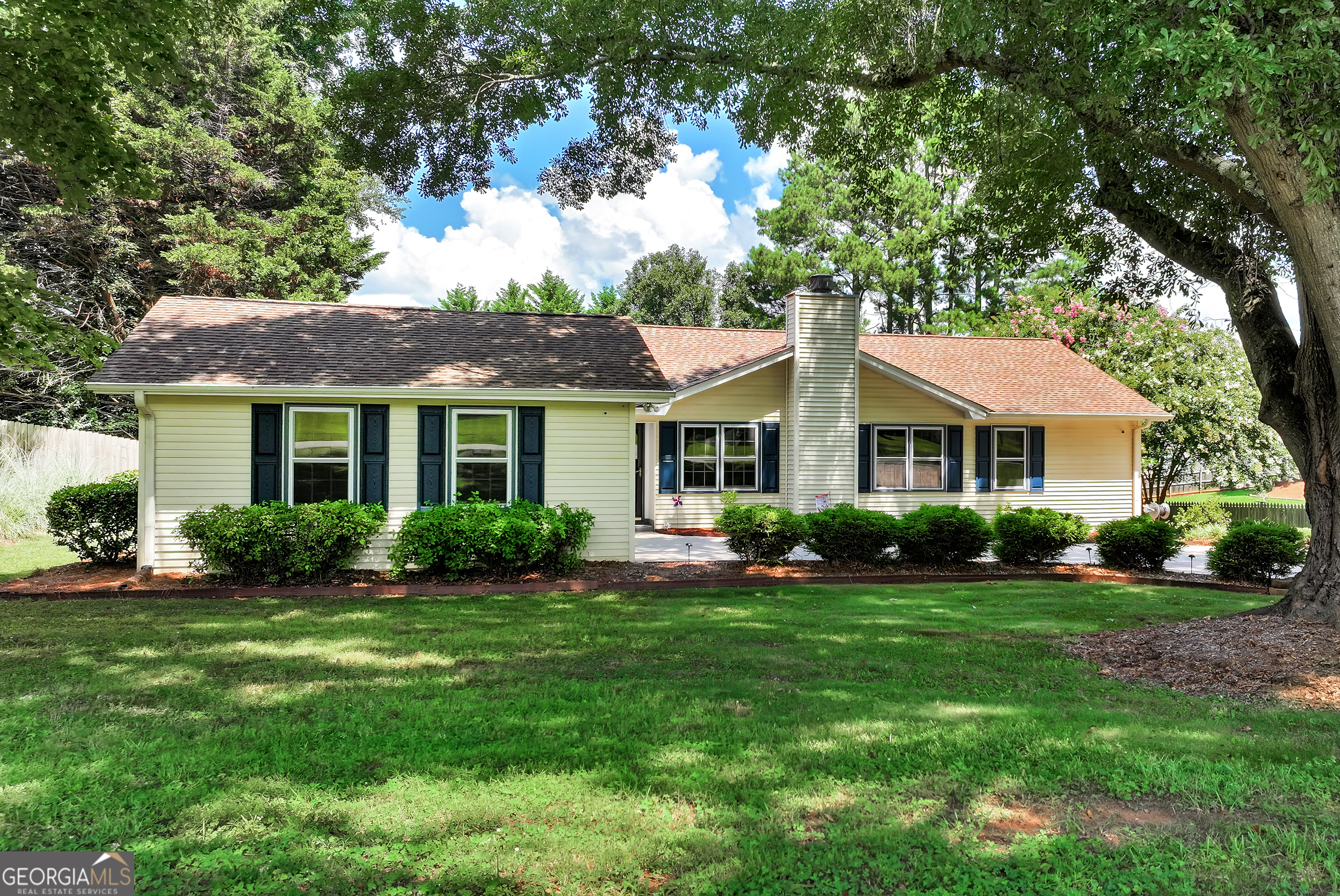 5658 Raintree Trace Property Photo 1