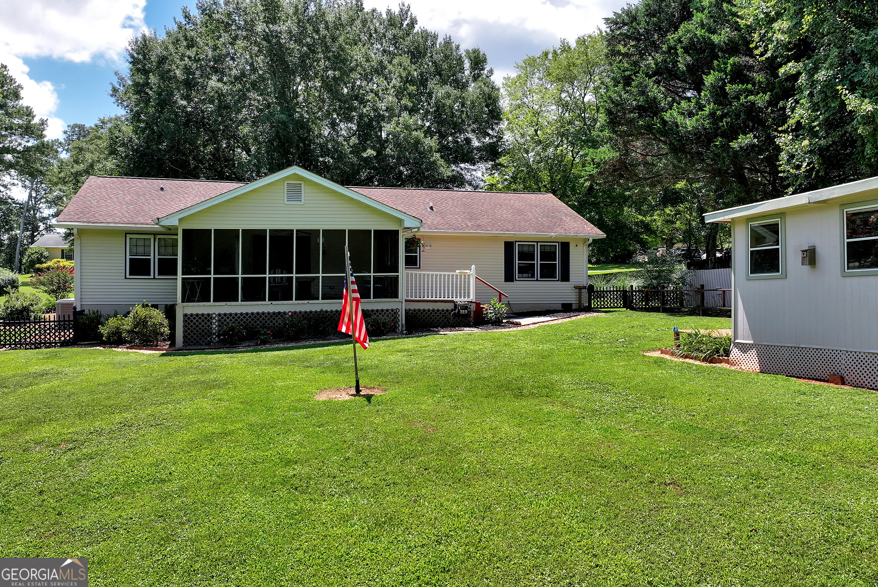 5658 Raintree Trace Property Photo 29
