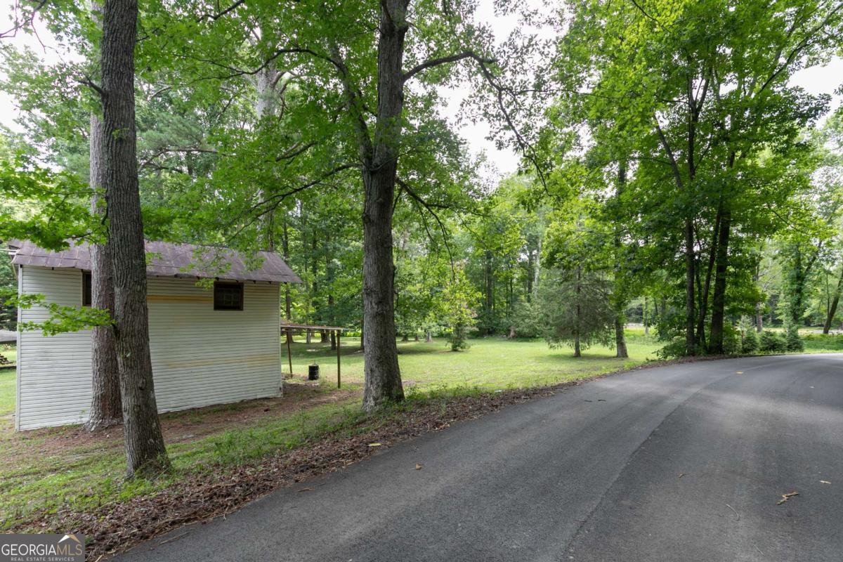 435 Hampton Road Property Photo 4
