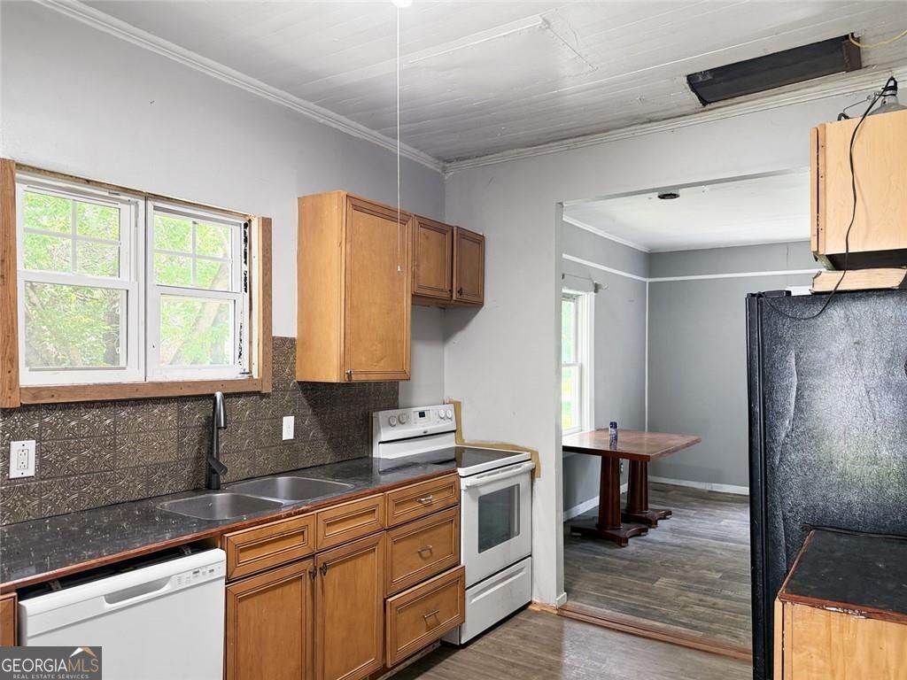 3085 Us-41 Property Photo 10