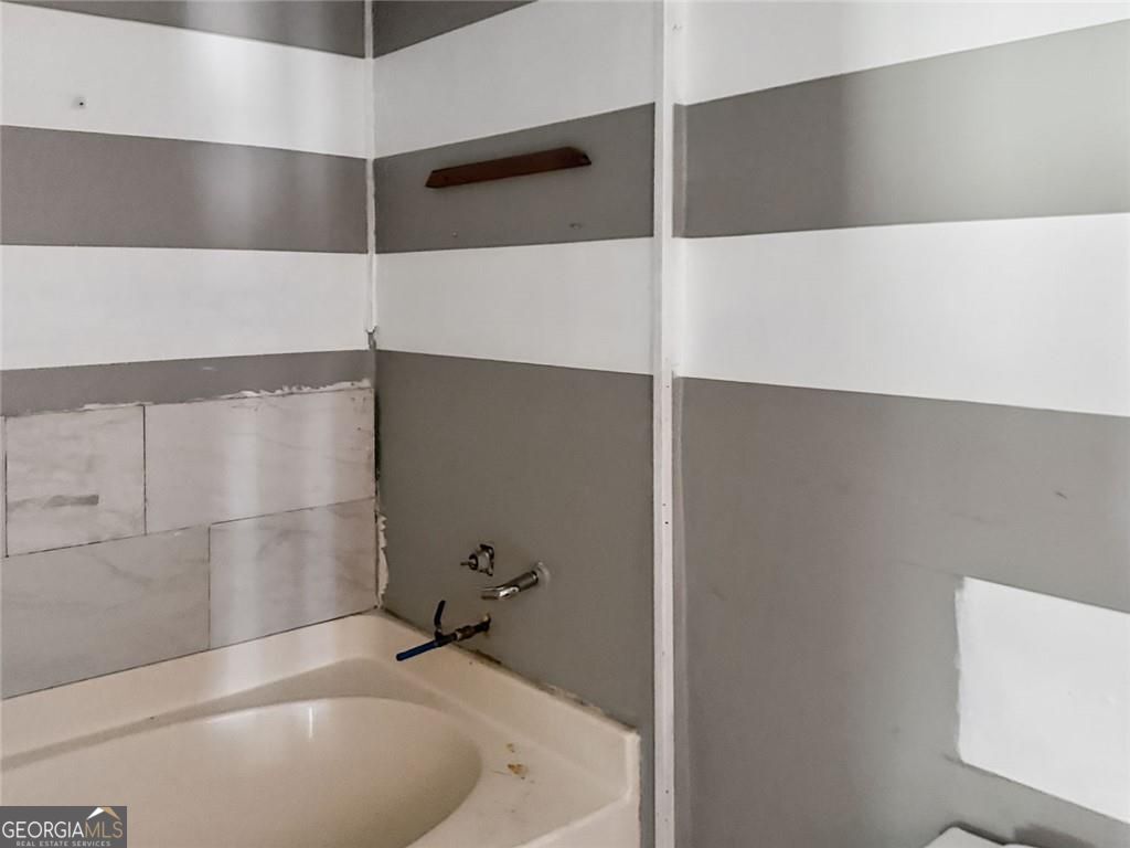 3085 Us-41 Property Photo 13