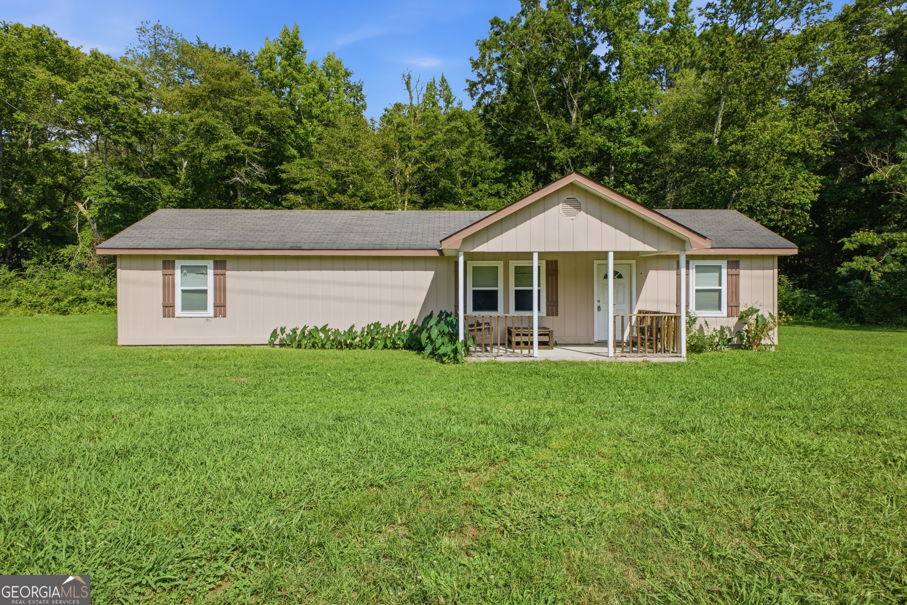 2197 Ridgeway Road Property Photo 1