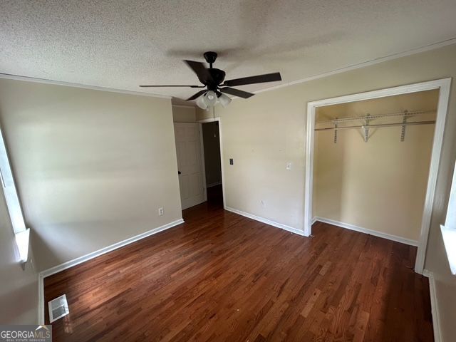 213 Hardy Avenue Sw Property Photo 6