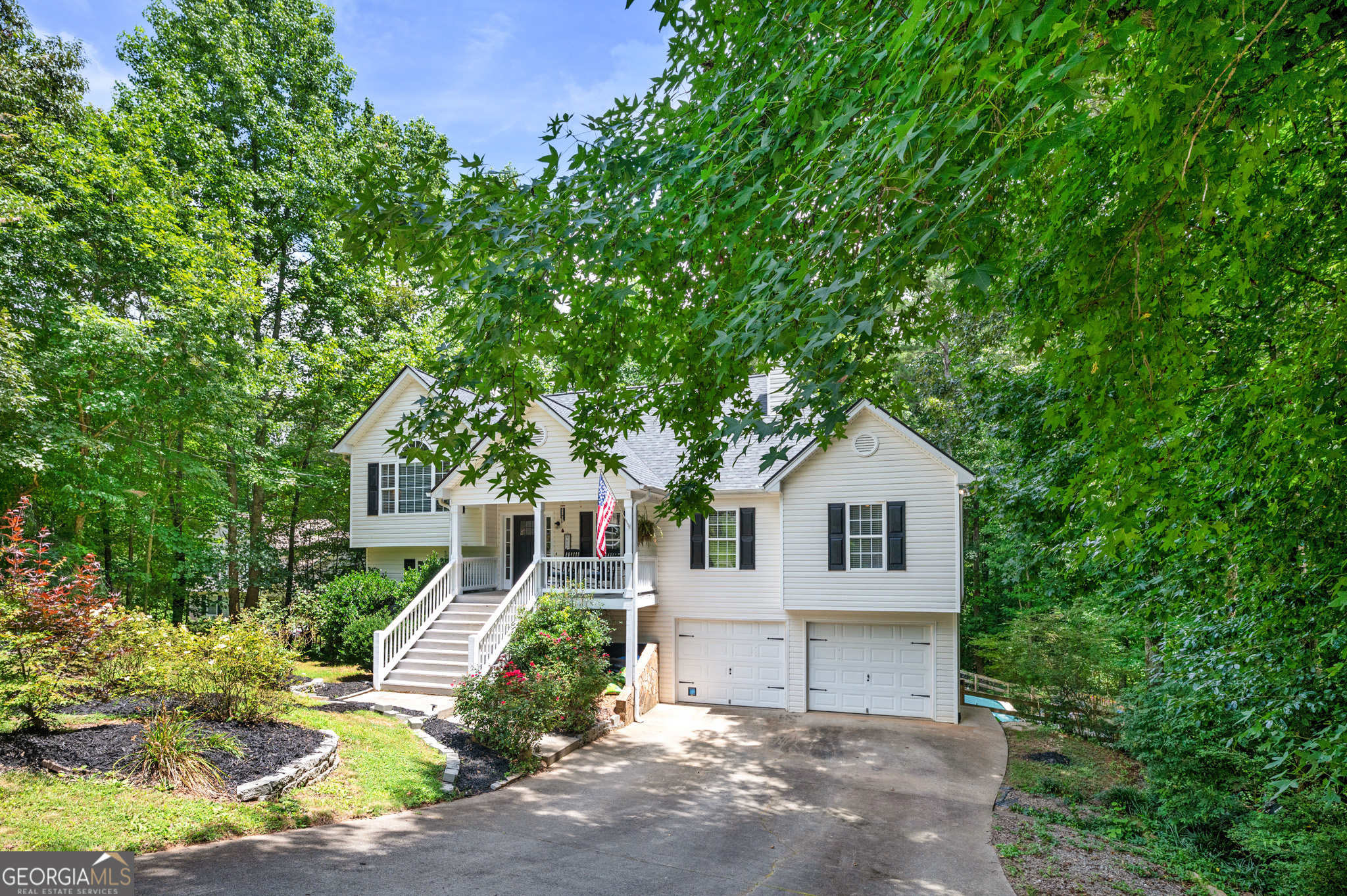 531 Philadelphia Drive Property Photo 4