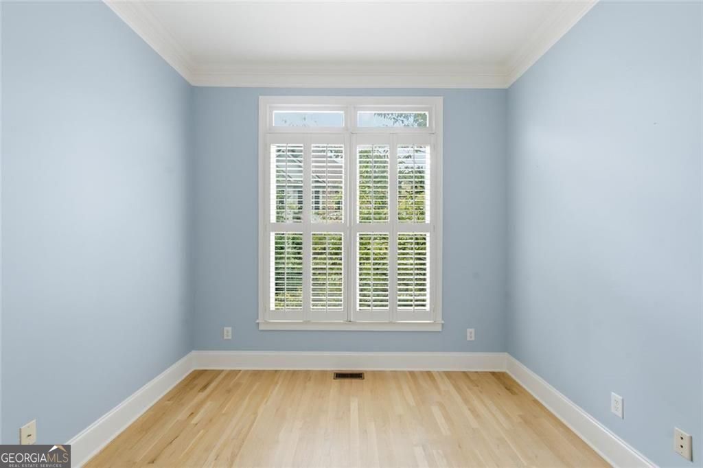 2482 Manor Walk Property Photo 21