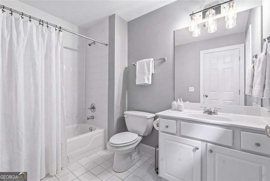 2482 Manor Walk Property Photo 30