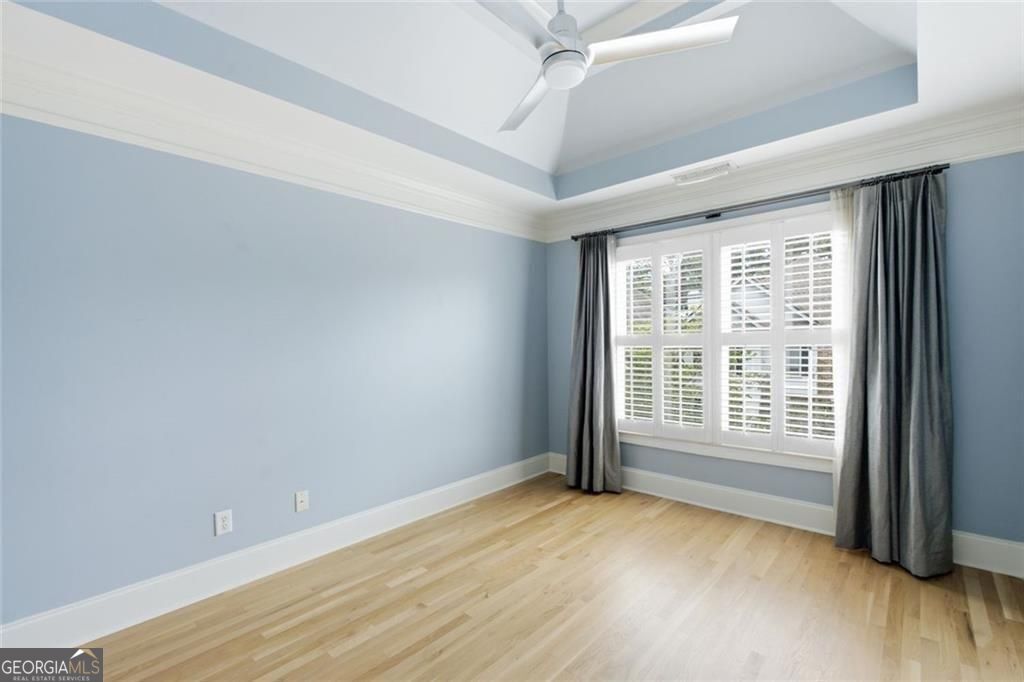 2482 Manor Walk Property Photo 36