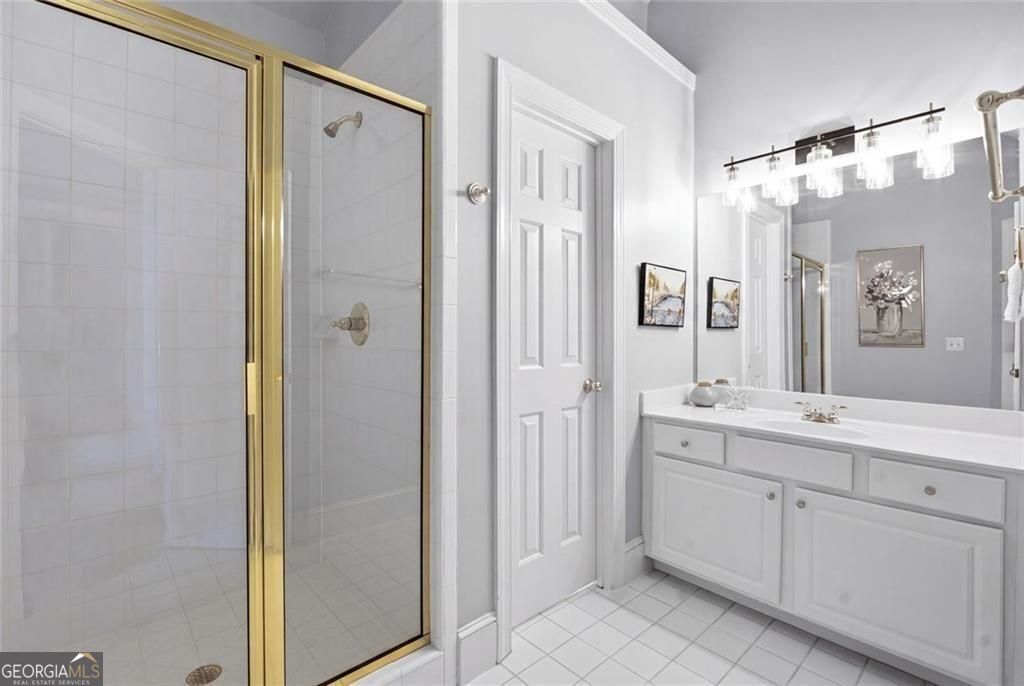2482 Manor Walk Property Photo 38