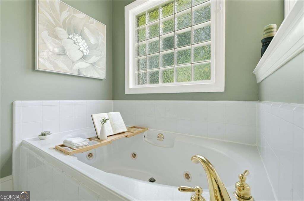 2482 Manor Walk Property Photo 51