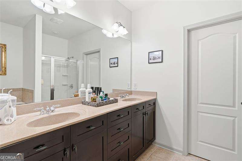 1114 Firethorne Pass Property Photo 19