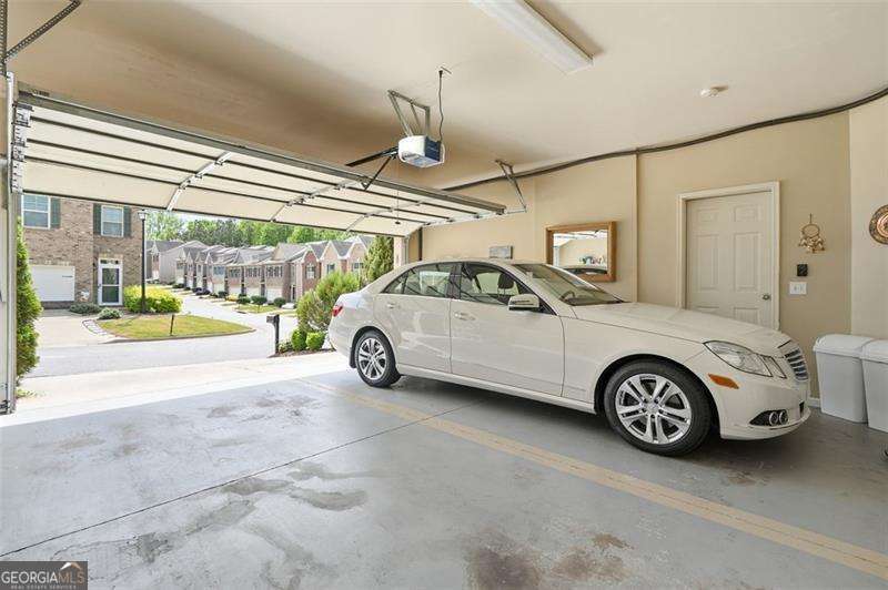1114 Firethorne Pass Property Photo 33