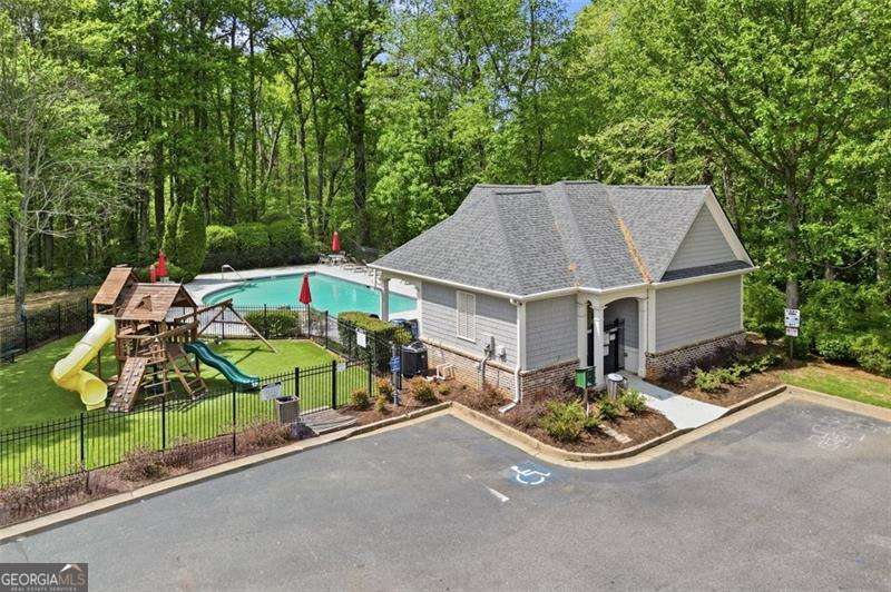 1114 Firethorne Pass Property Photo 36