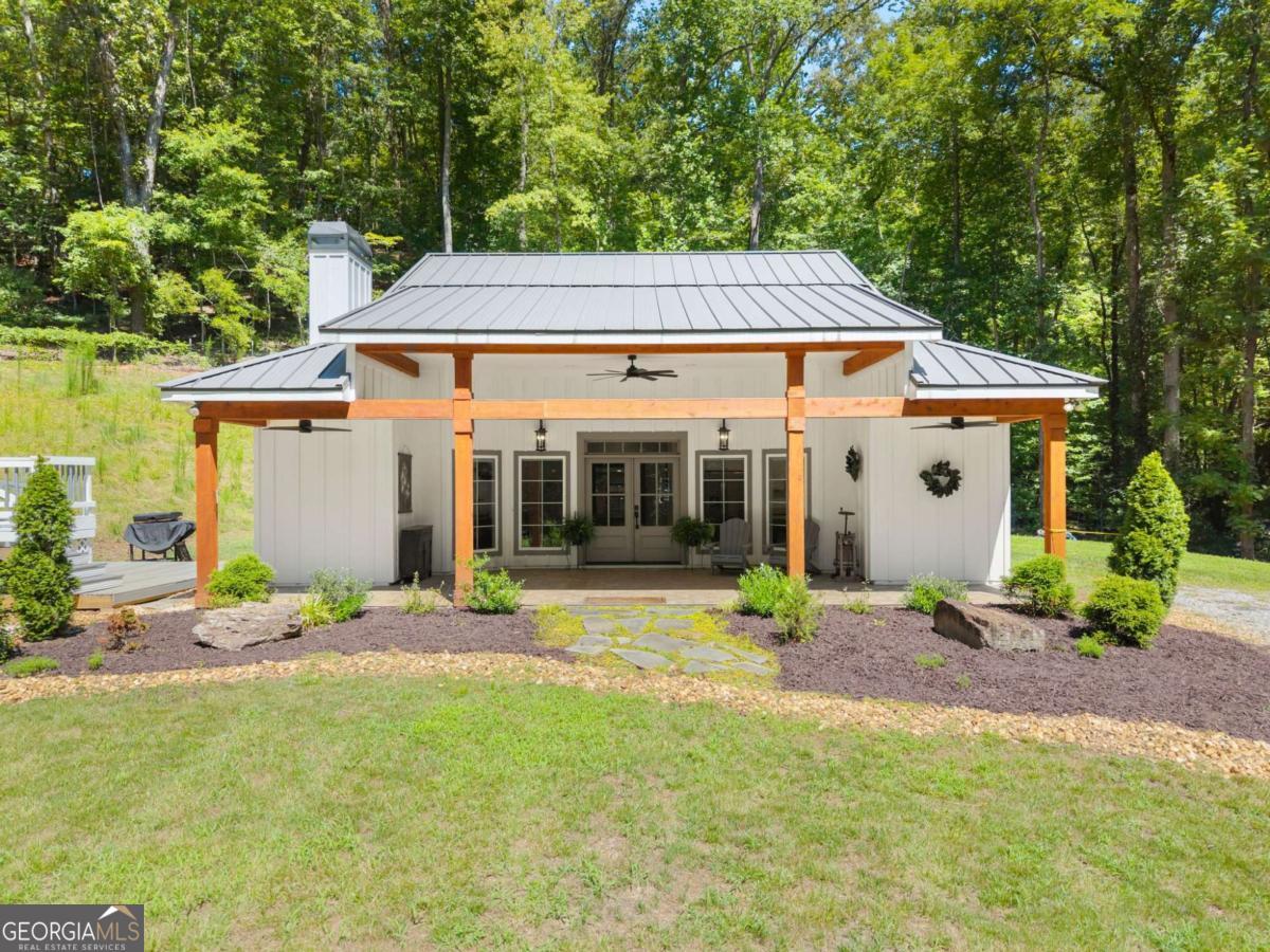 189 Peace Valley Road Property Photo 1