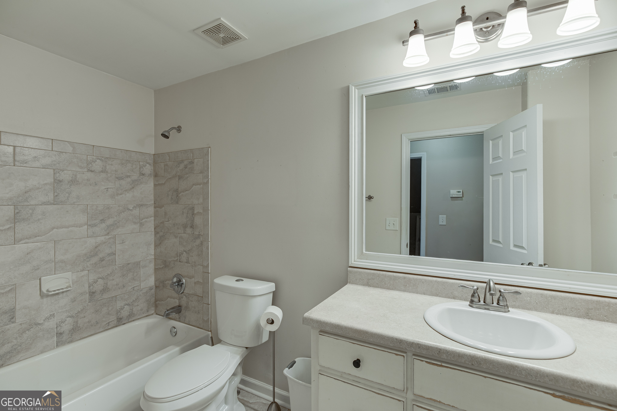 646 Forest Pine Drive Property Photo 34