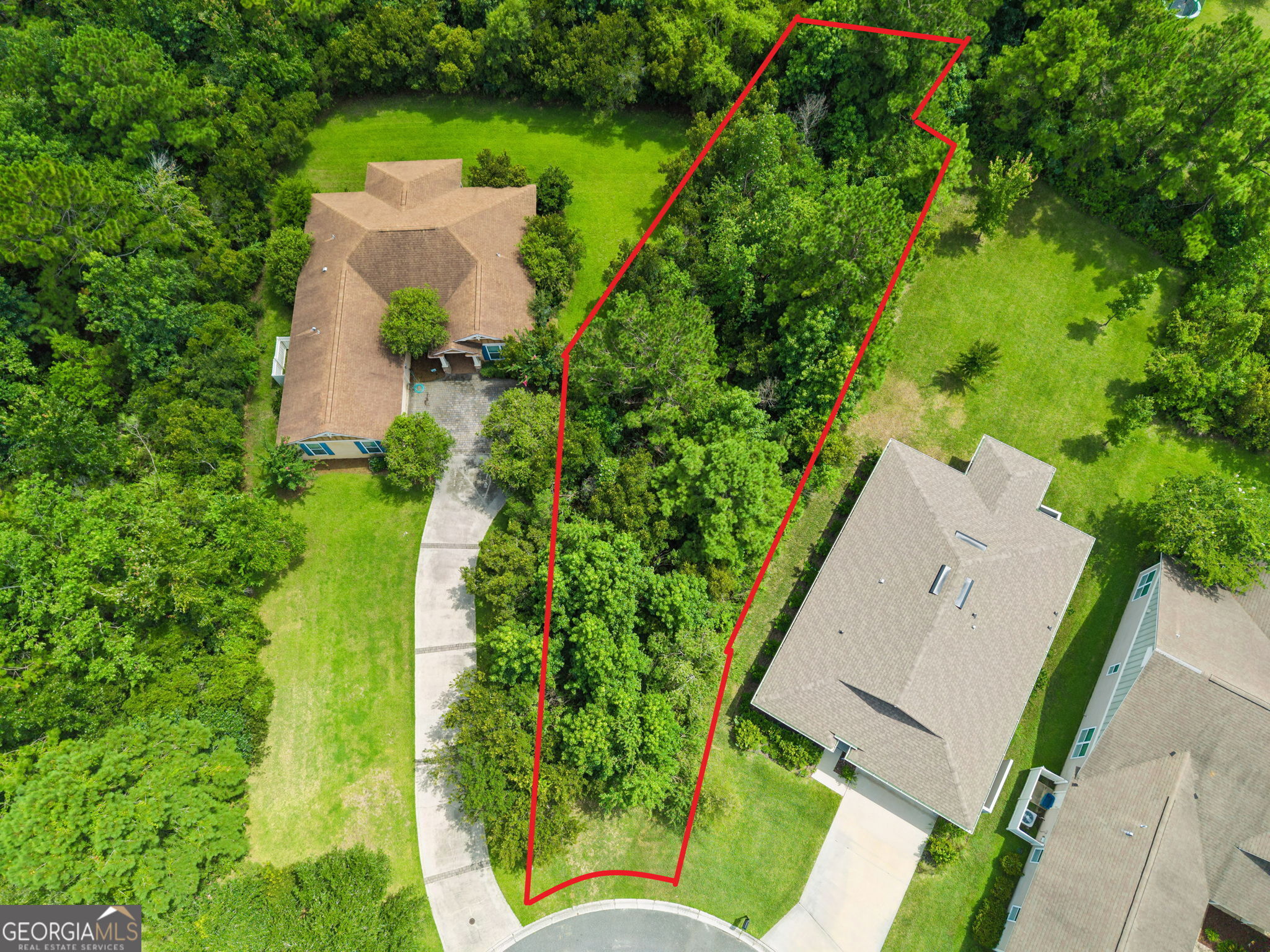 504 Holm Place Property Photo 3