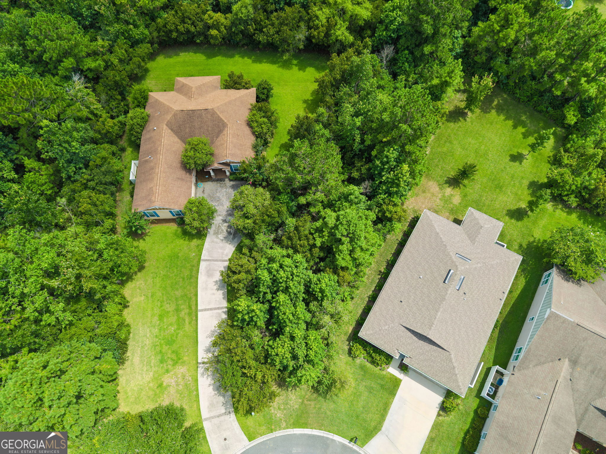 504 Holm Place Property Photo 4