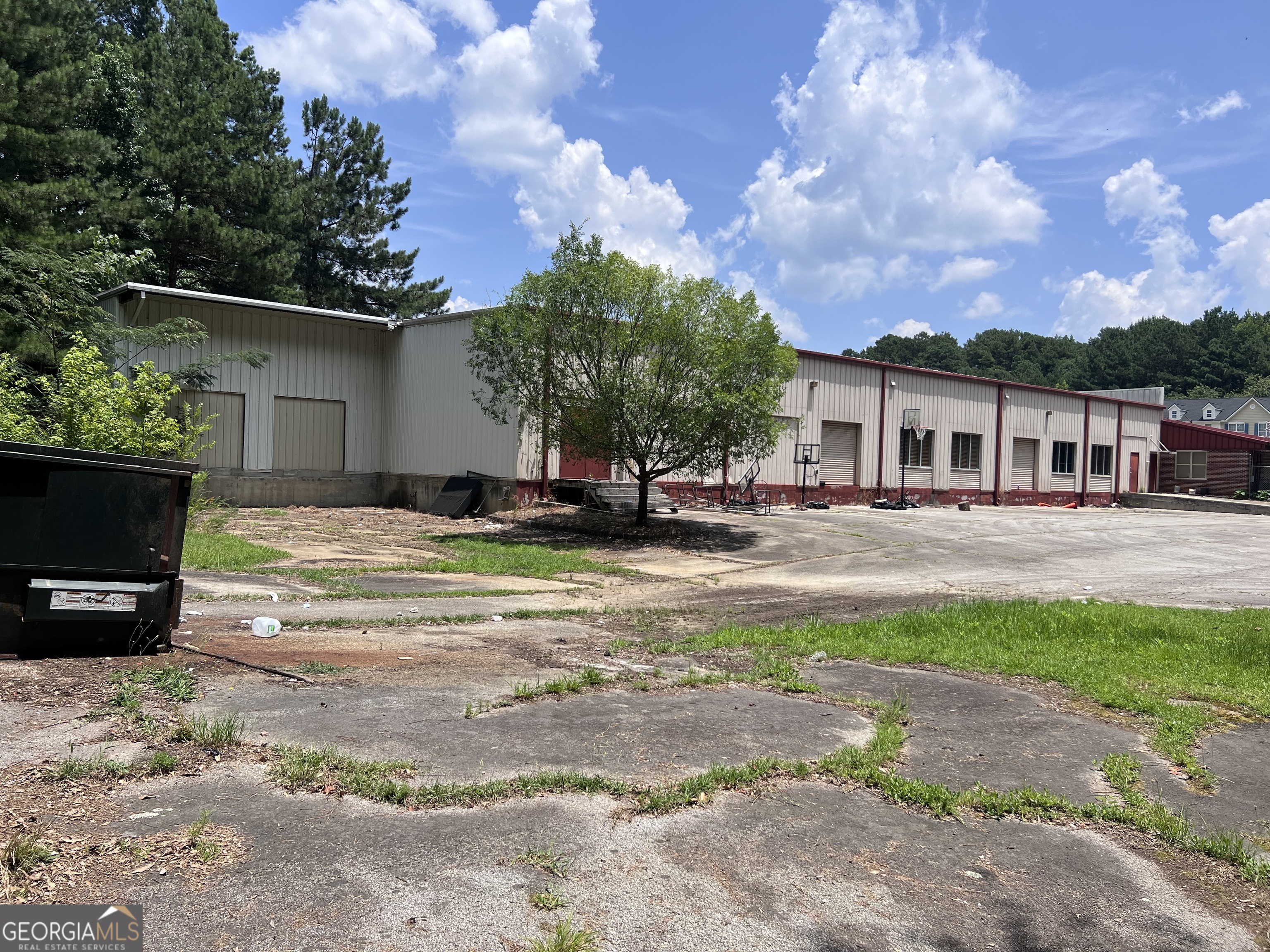1719 & 1705 Redan E Property Photo 5