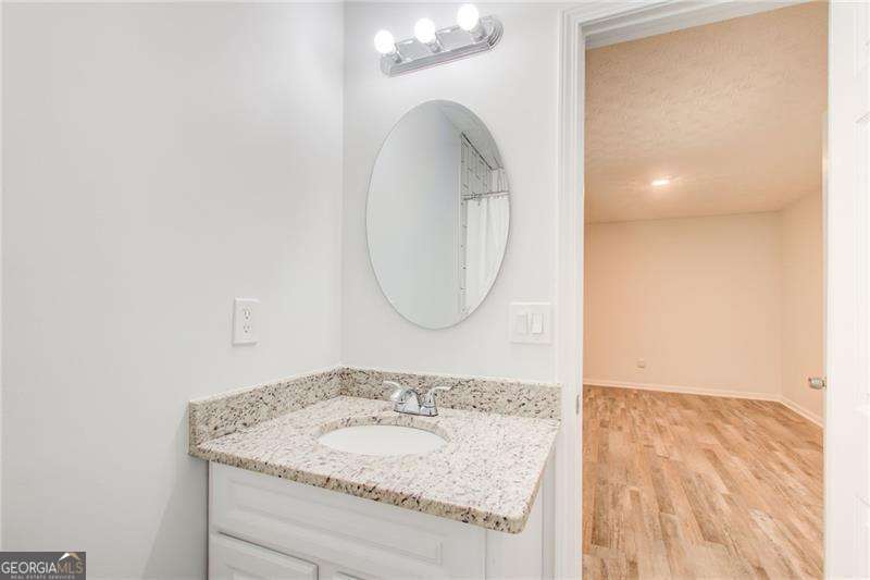 2470 Stonegate Drive Nw Property Photo 9