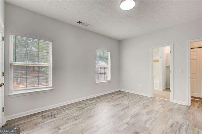 2470 Stonegate Drive Nw Property Photo 18