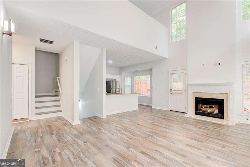 2470 Stonegate Drive Nw Property Photo 20