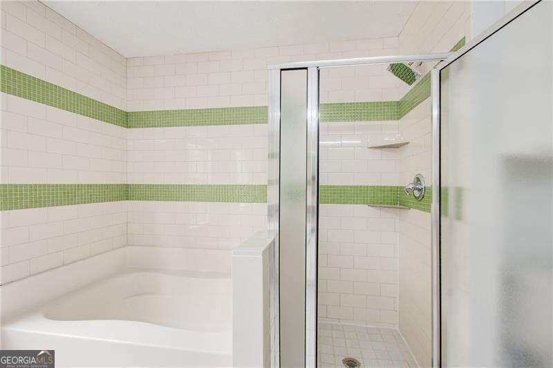 2470 Stonegate Drive Nw Property Photo 28