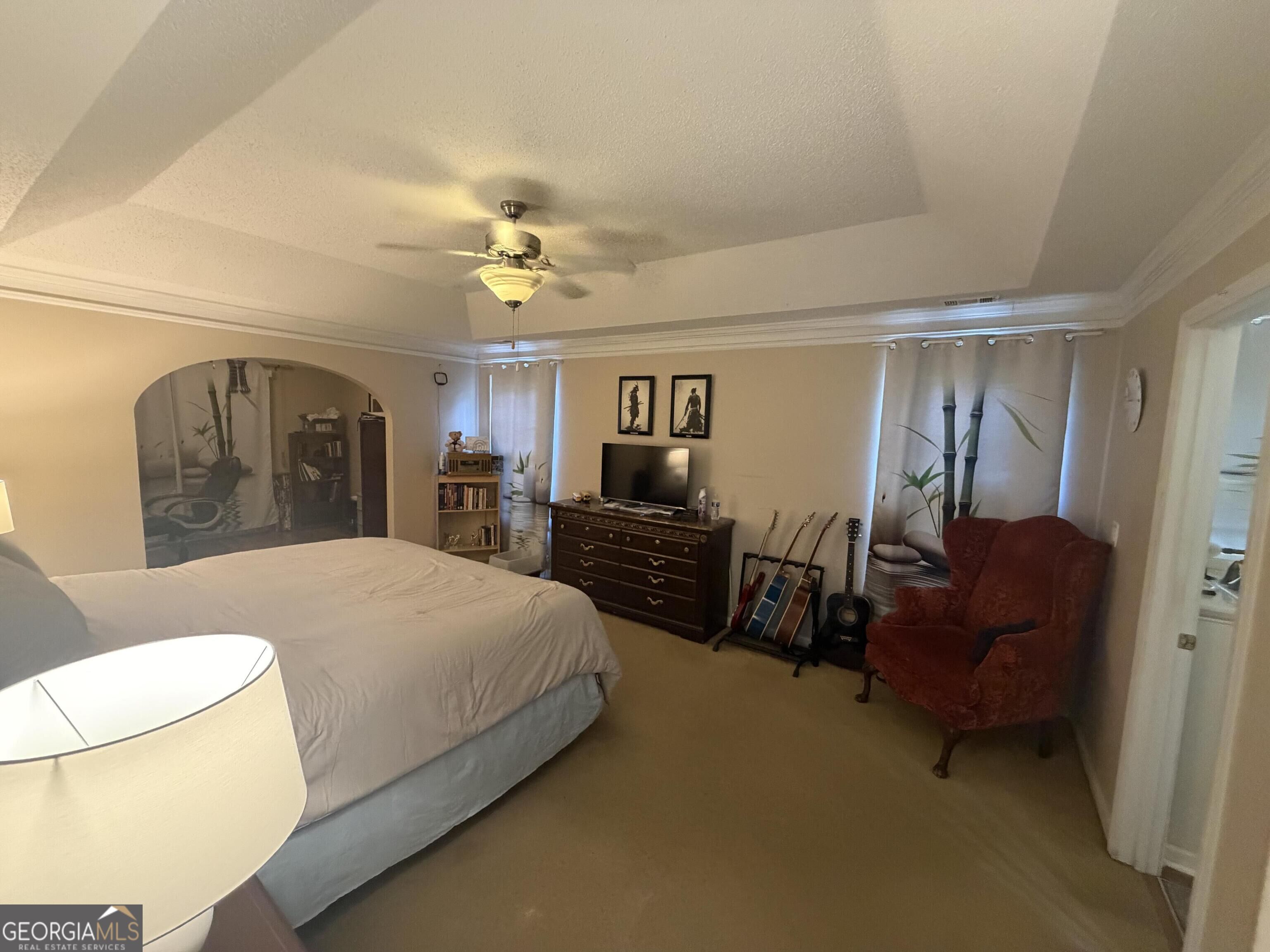 33 Column Court Property Photo 16
