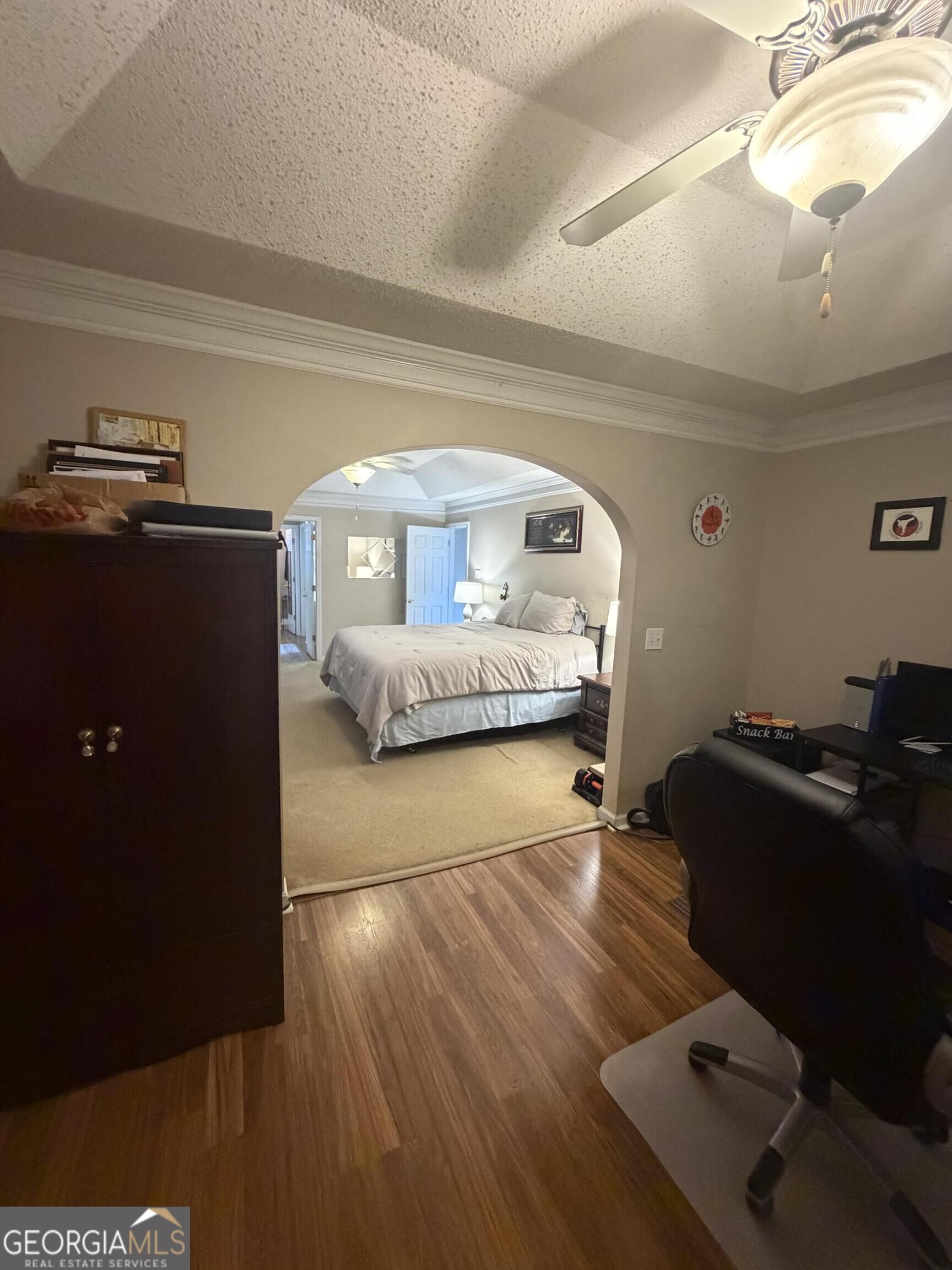 33 Column Court Property Photo 19