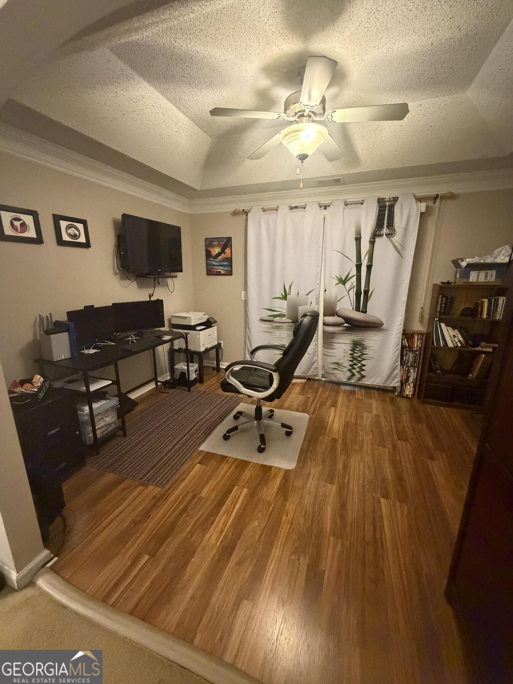 33 Column Court Property Photo 20