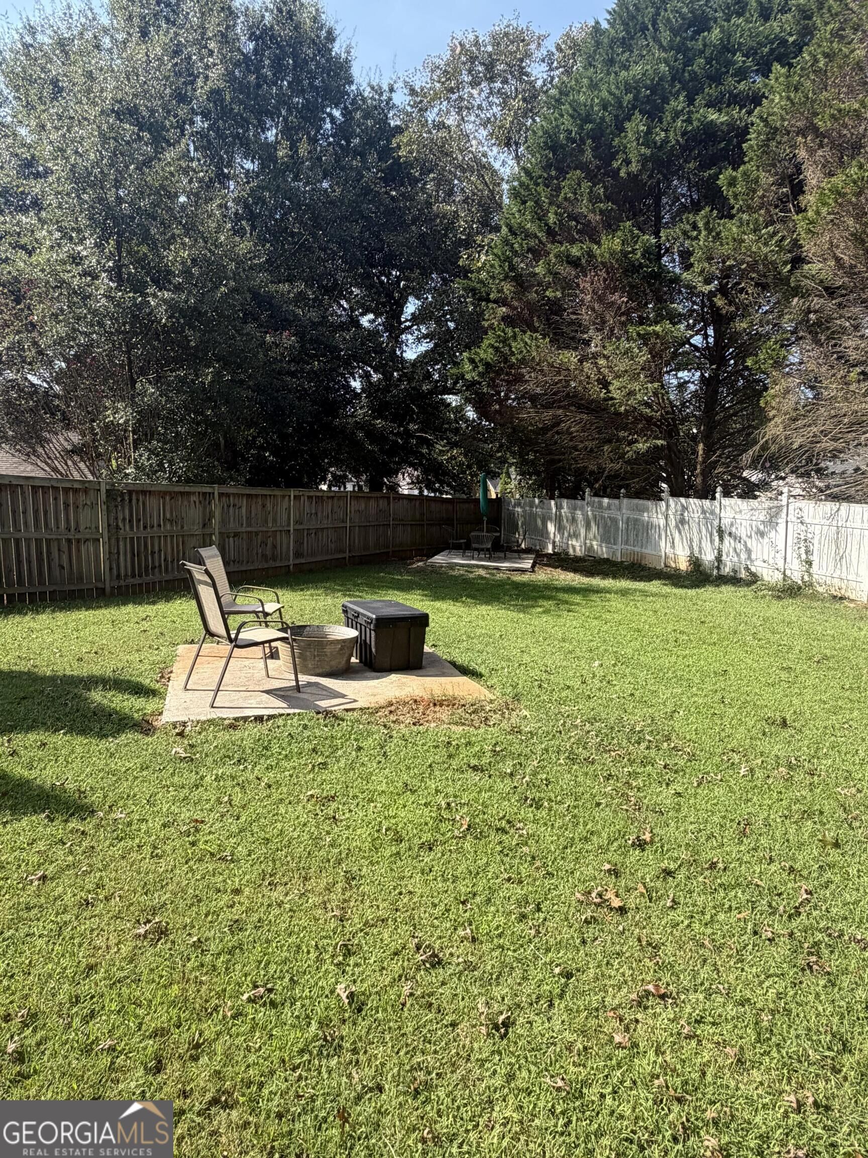 33 Column Court Property Photo 24