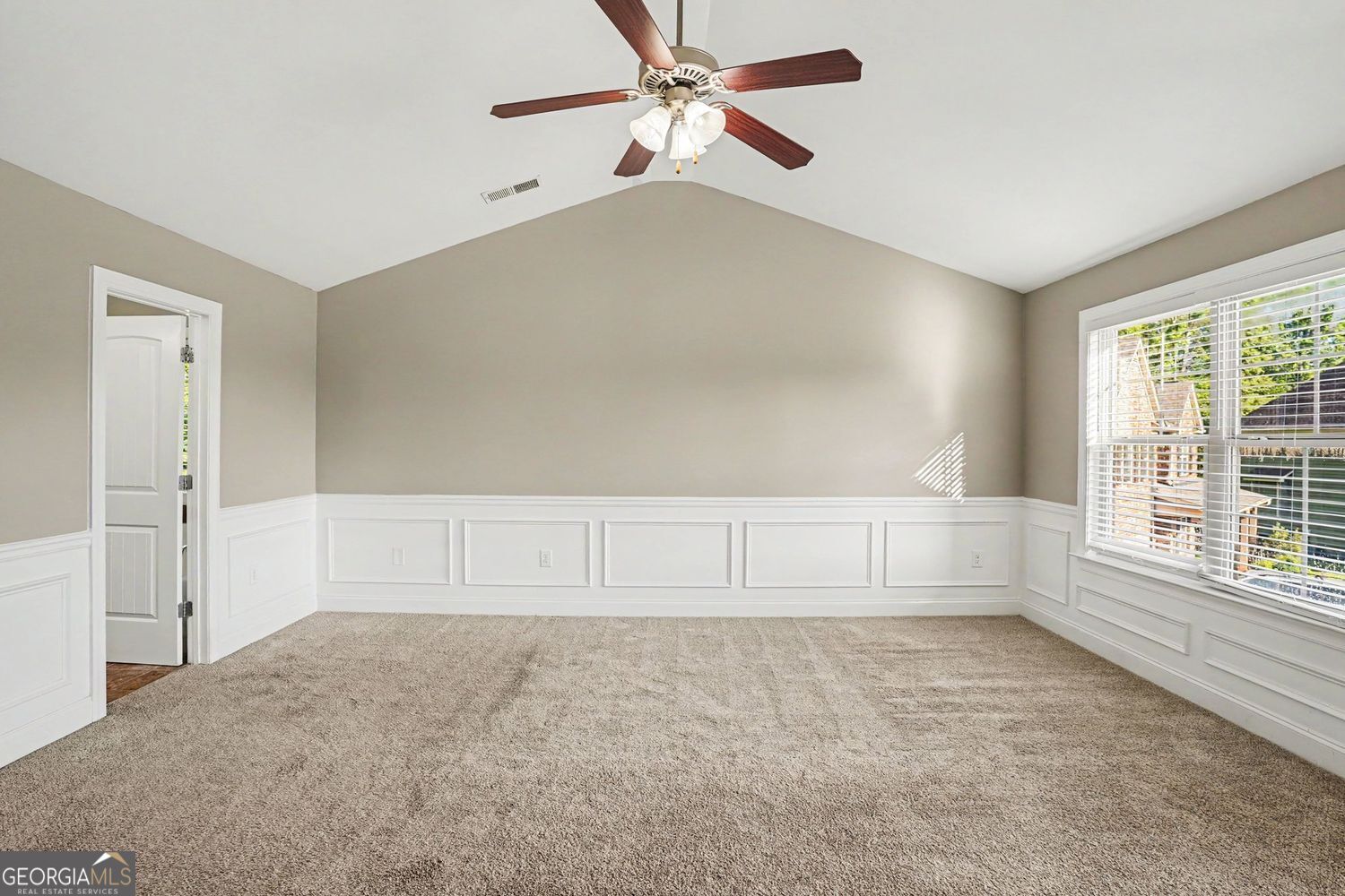 301 Shyre Lake Lane Property Photo 15