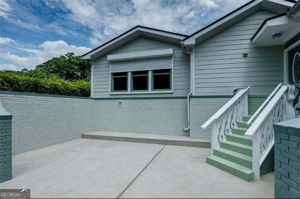 200 Church Street Property Photo 9