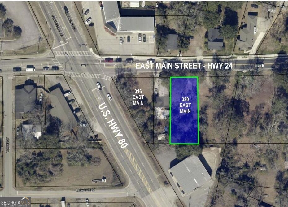 320 E Main Street Property Photo 1