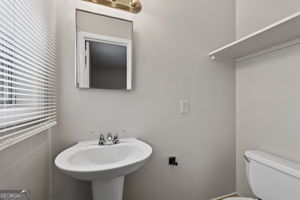 899 E Glochester Place Property Photo 18