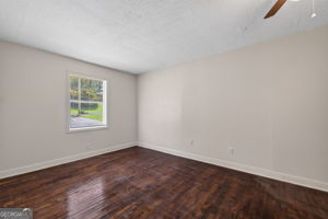 899 E Glochester Place Property Photo 19