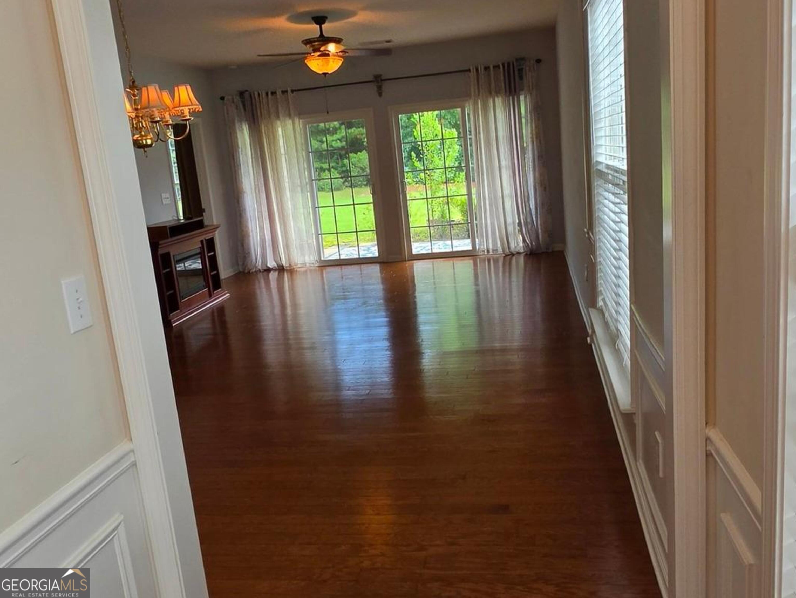 151 Begonia Court Property Photo 10