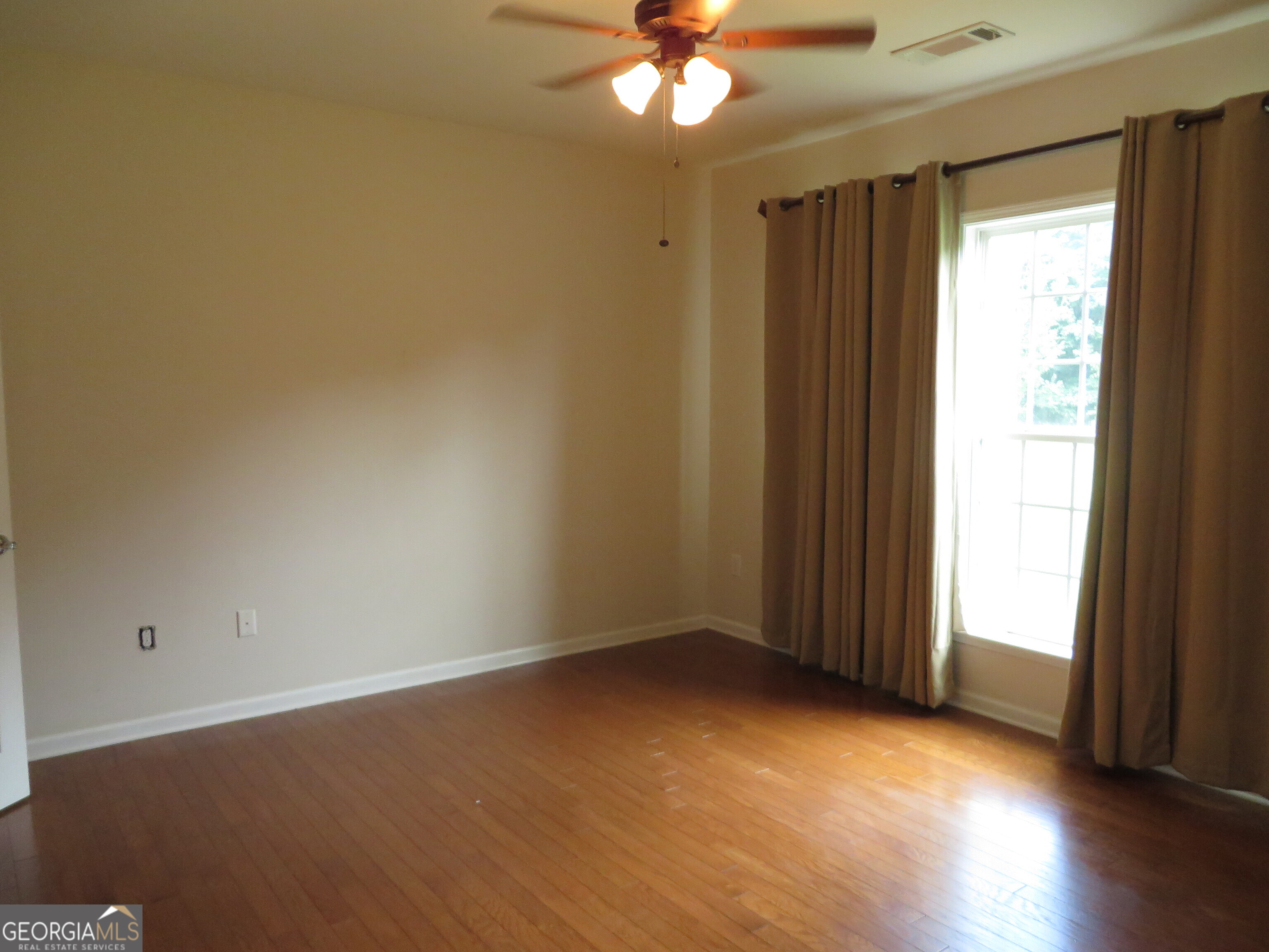 151 Begonia Court Property Photo 16