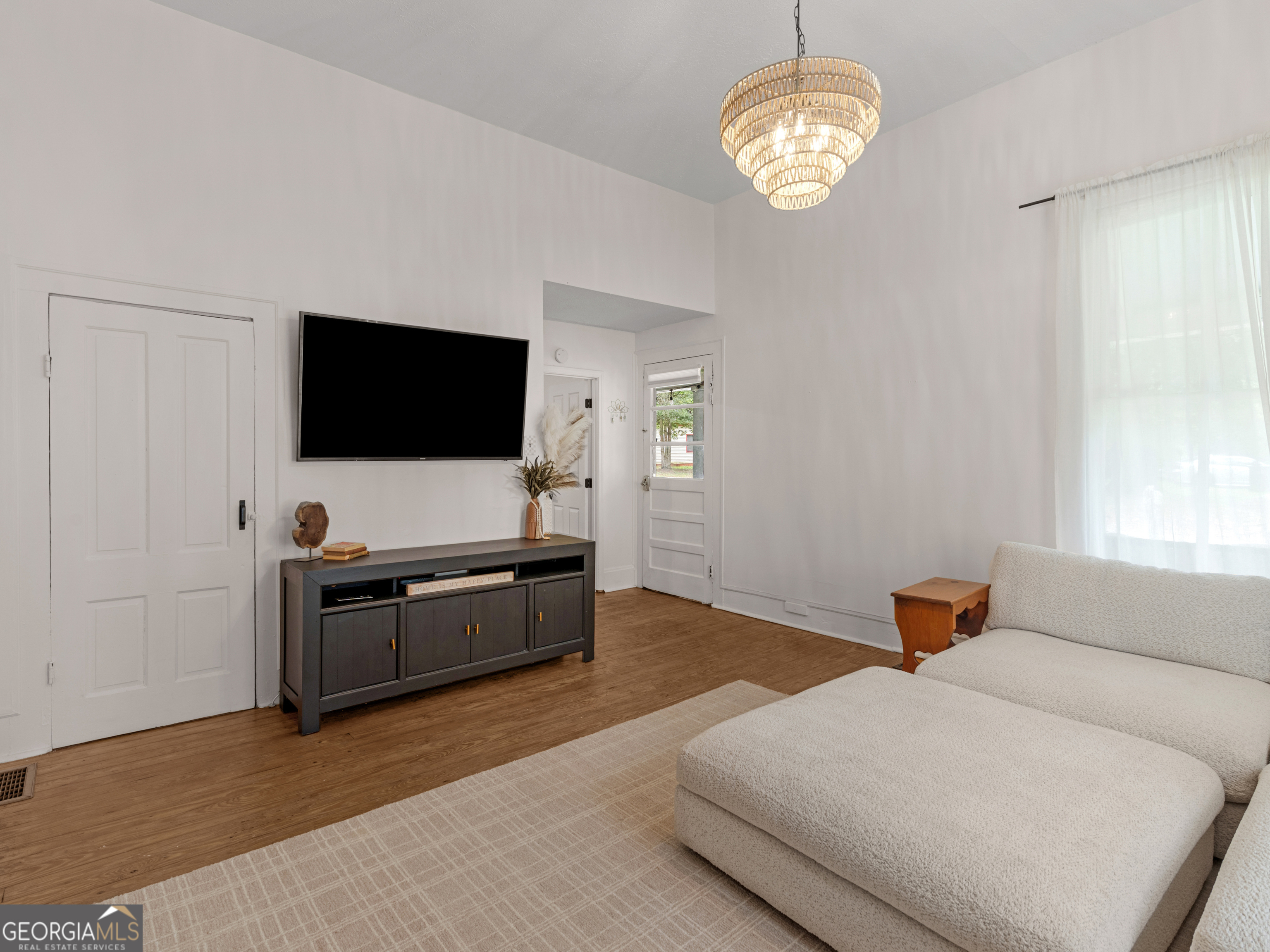 165 Crowder Street Property Photo 3
