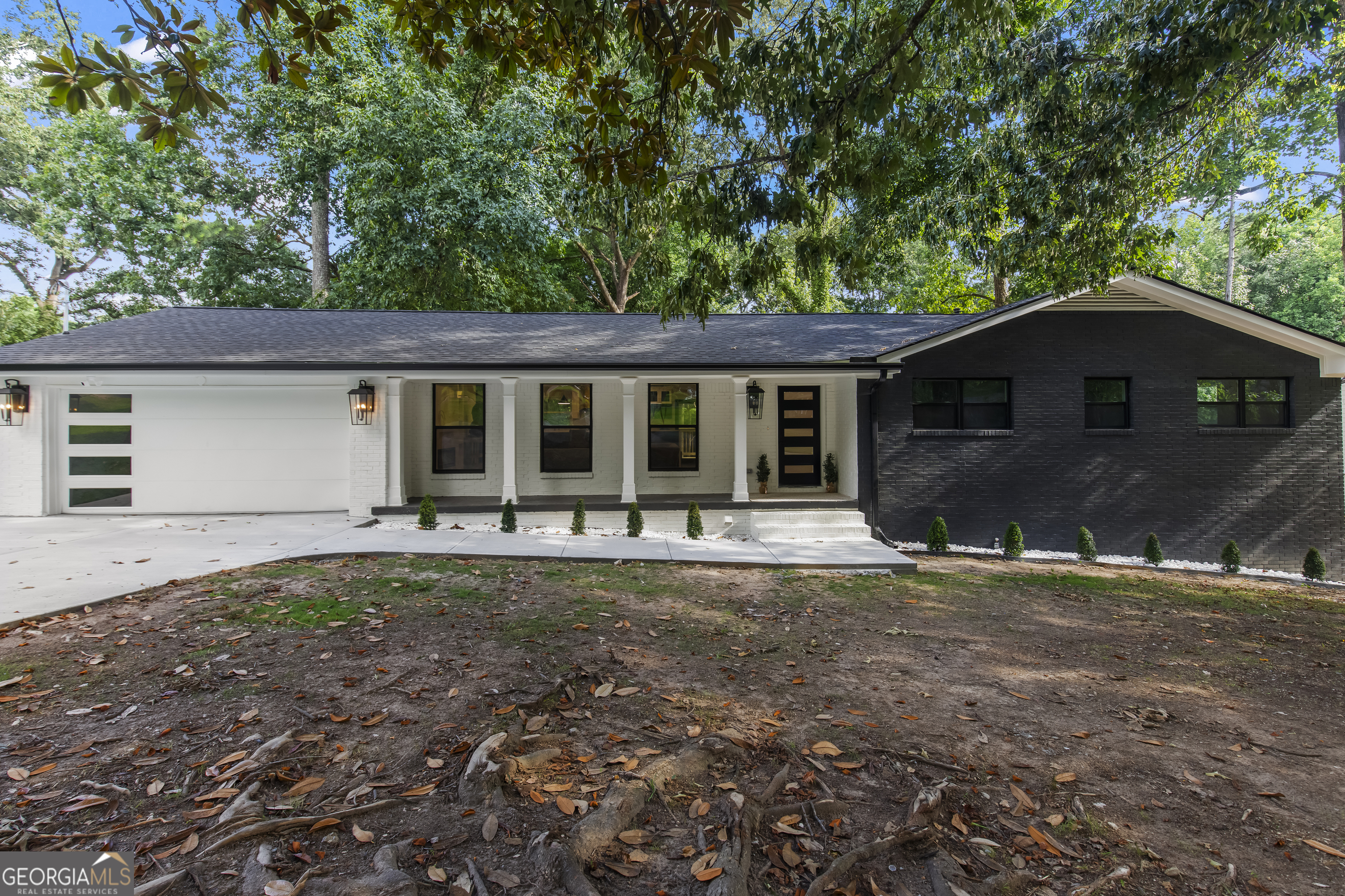 2600 Lisa Drive SW