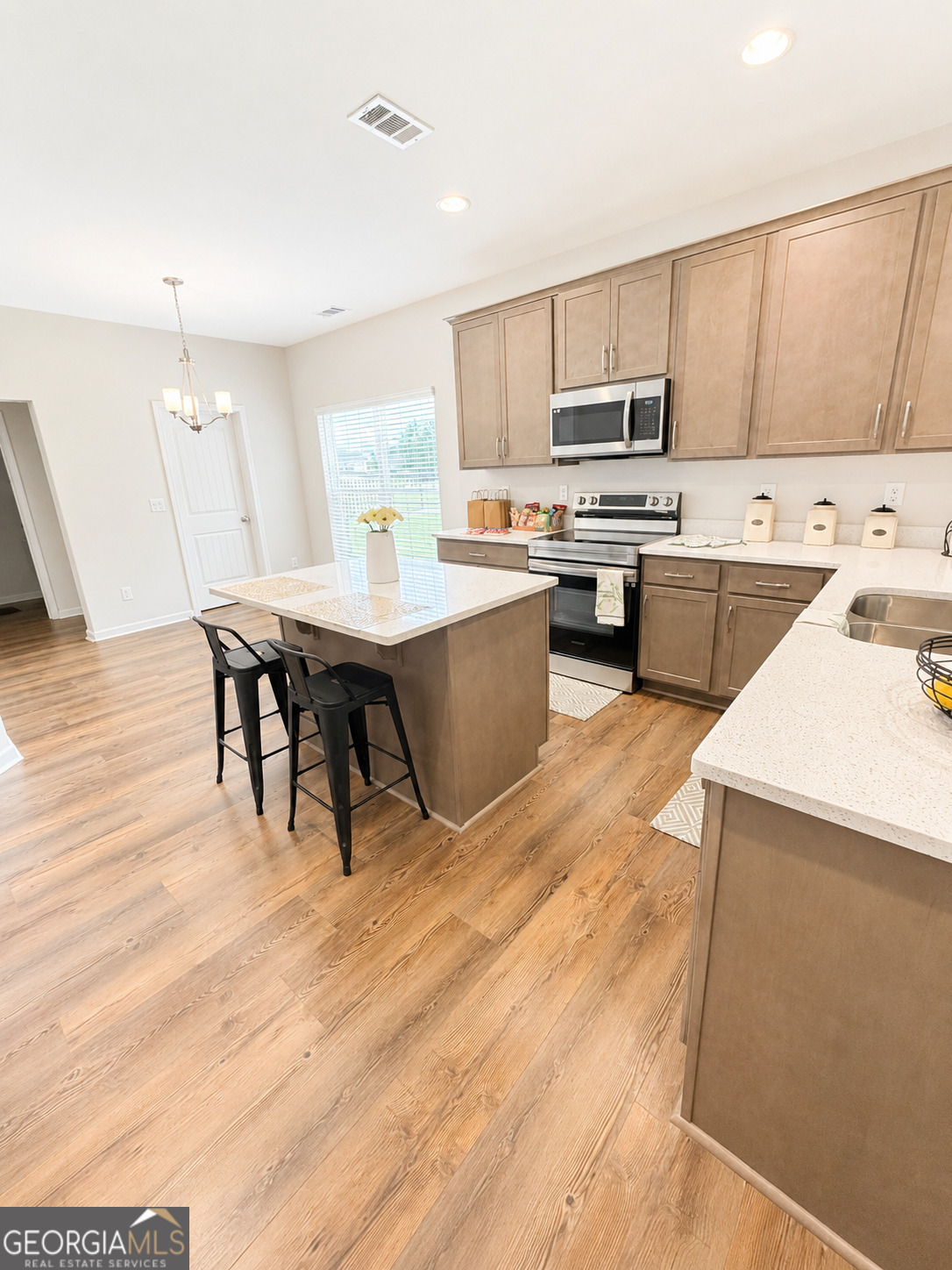 208 Northshore Drive Property Photo 14