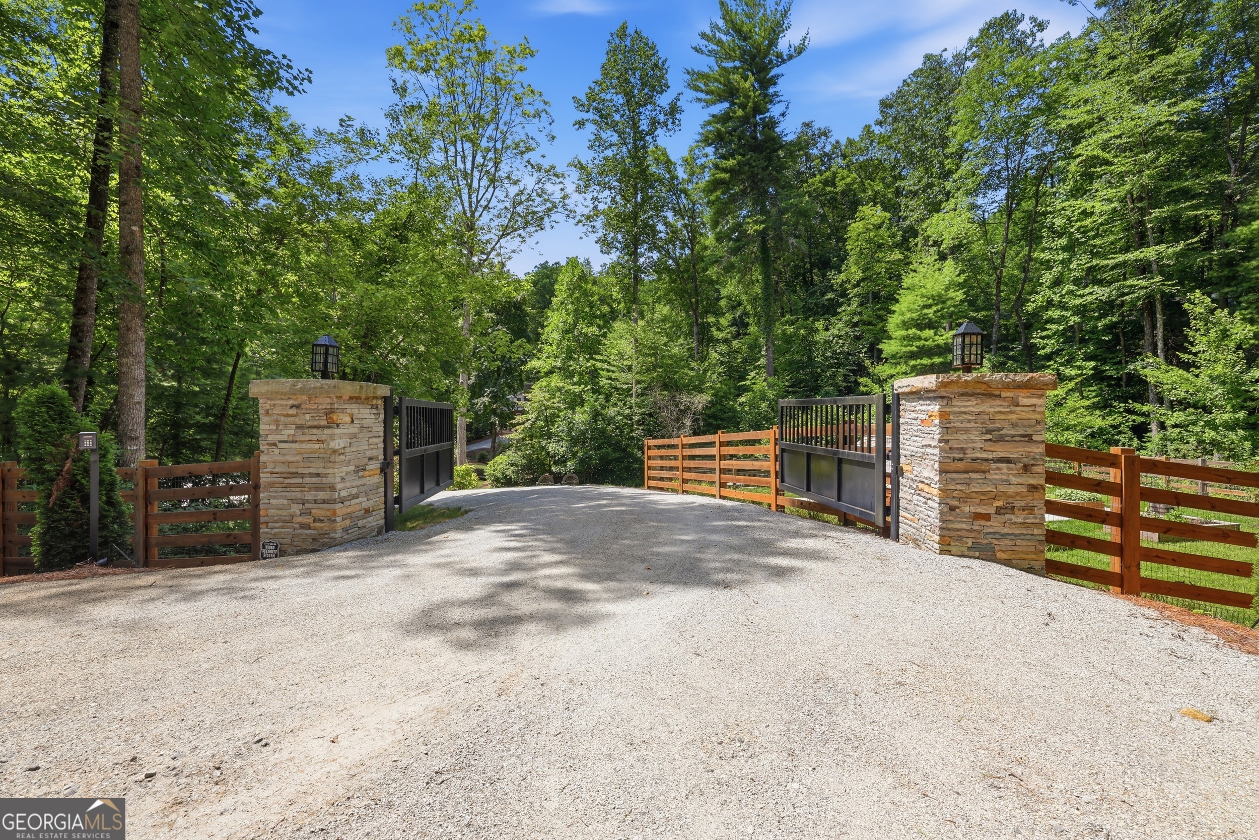 383 Bull Frog Lane