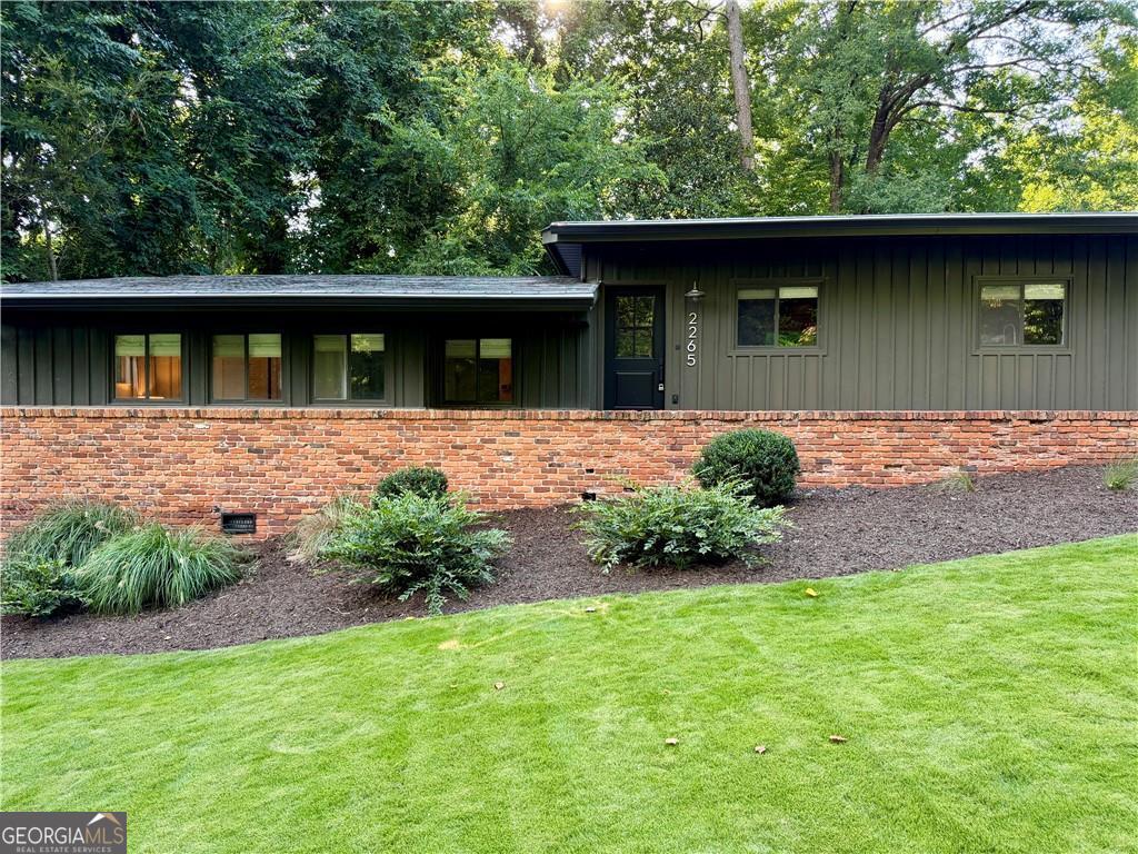 2265 Tanglewood Circle Ne Property Photo 1
