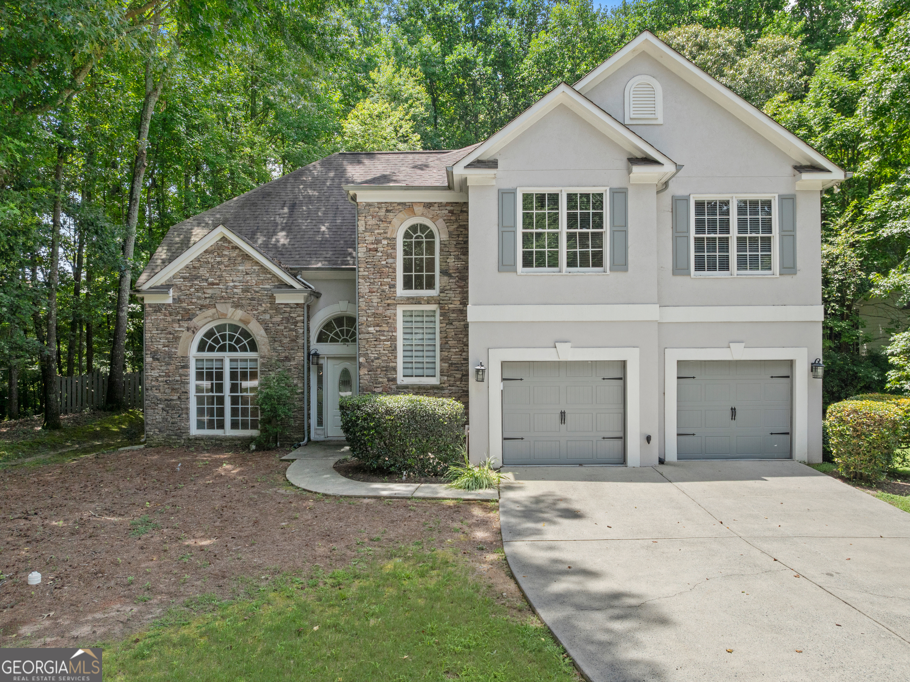 6535 Fairfield Trace Property Photo 1