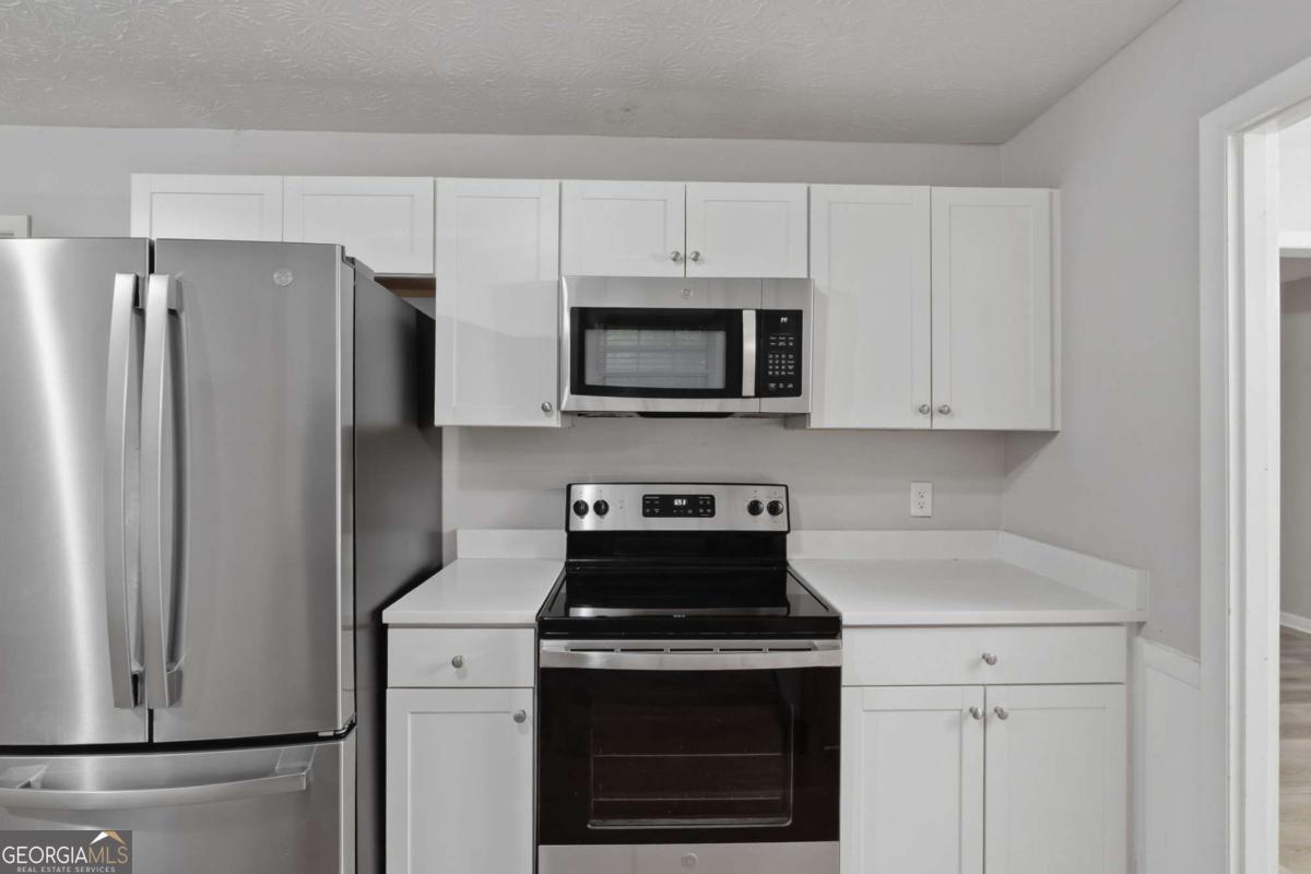 2115 Pine Knoll Circle Ne Property Photo 14